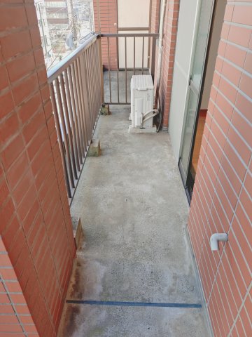 バルコニー　お洋服もしっかりかわきます