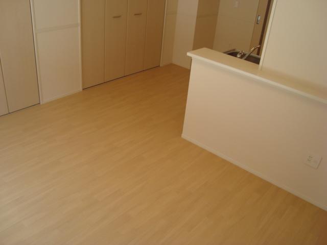 居室・リビング　室内