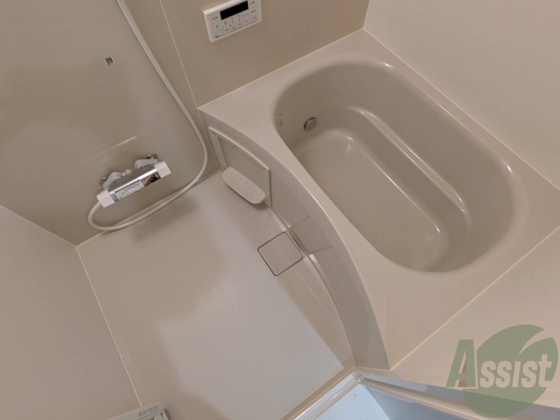 バス・シャワールーム　お風呂は追い炊きも付いておりゆっくり入りたくなります。