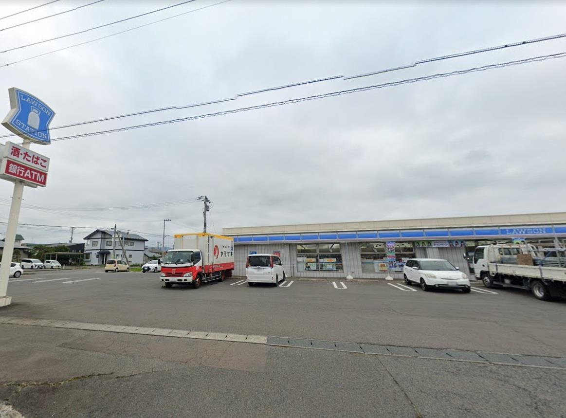 コンビニ　ローソン紫波町高水寺店（コンビニ）まで979m