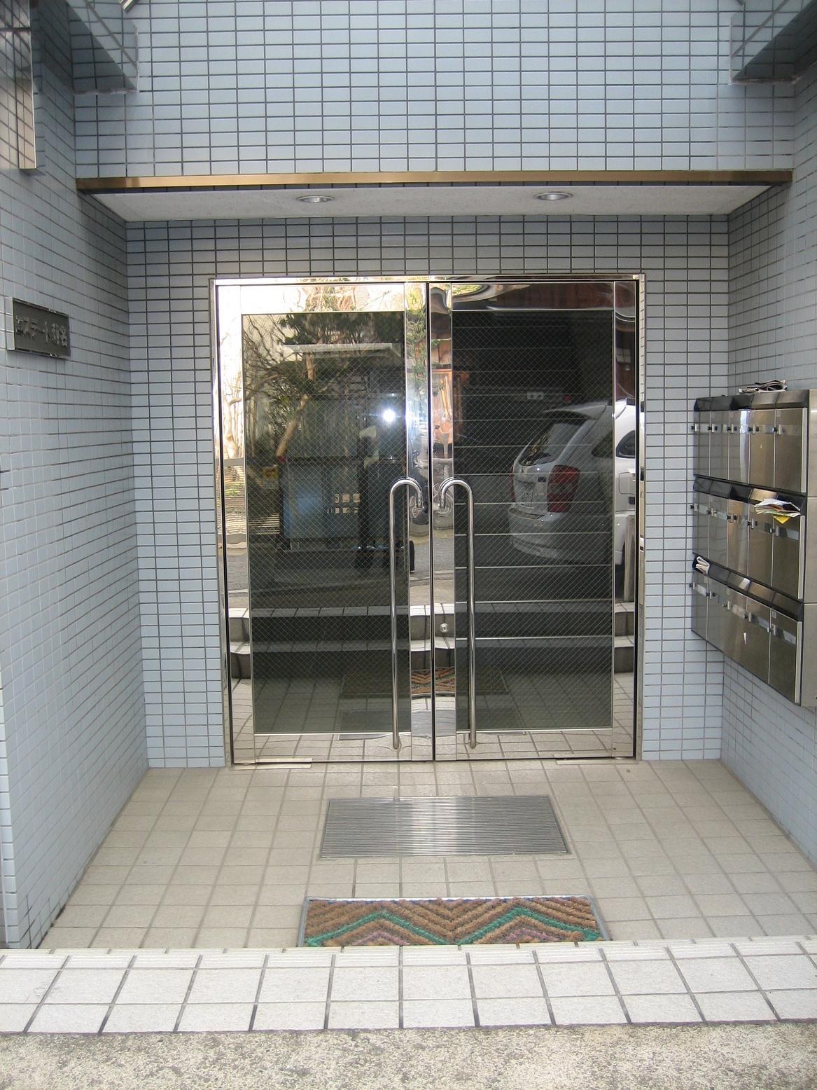 東急東横線 菊名駅 徒歩4分 3階建 築34年の外観写真