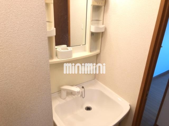 洗面設備　洗髪洗面化粧台です