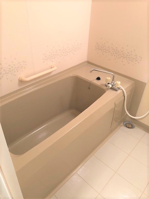 バス・シャワールーム　きれいなお風呂です