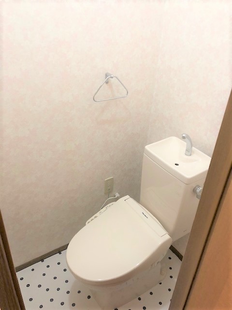 トイレ　清潔感のあるトイレです