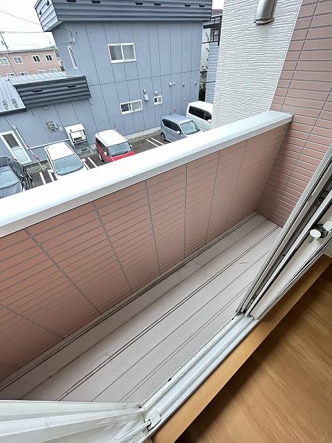 バルコニー　バルコニー