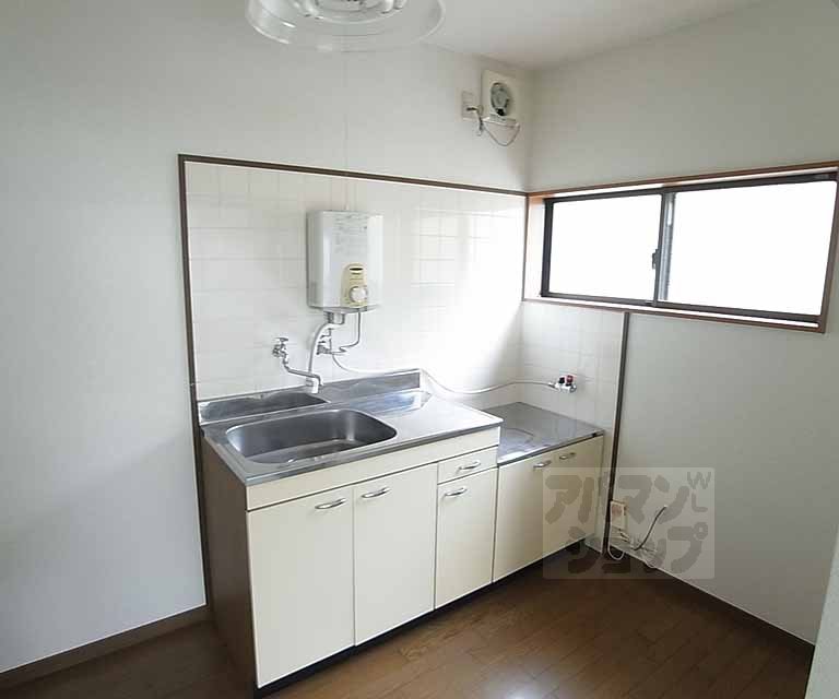 キッチン　２口コンロ設置可能です。