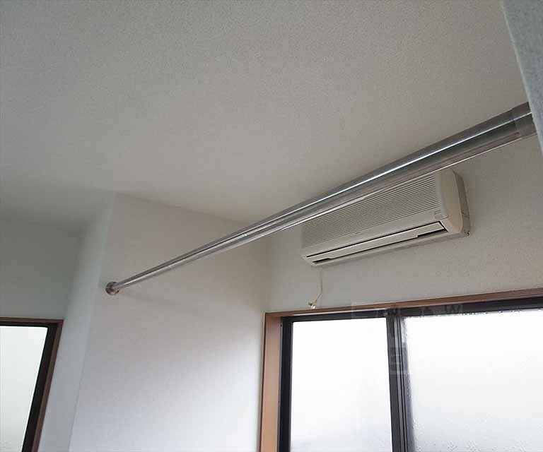 その他設備　カーテンレール