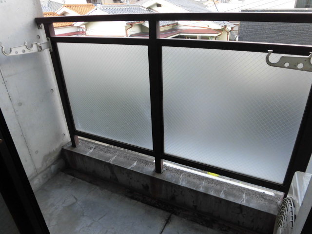 バルコニー　外干しのできるバルコニーです