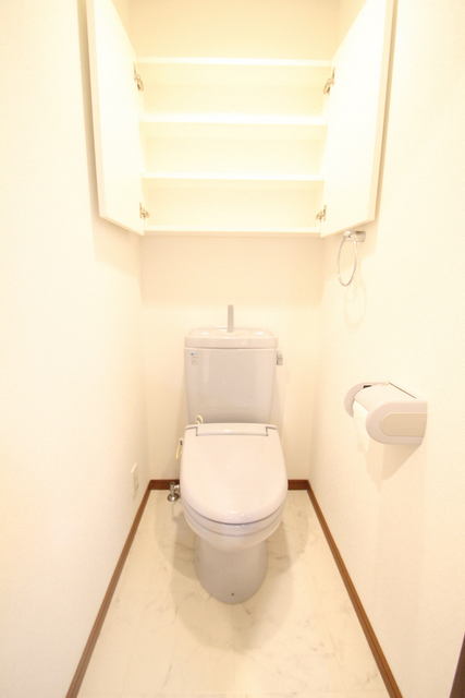 トイレ　トイレ・バス別室