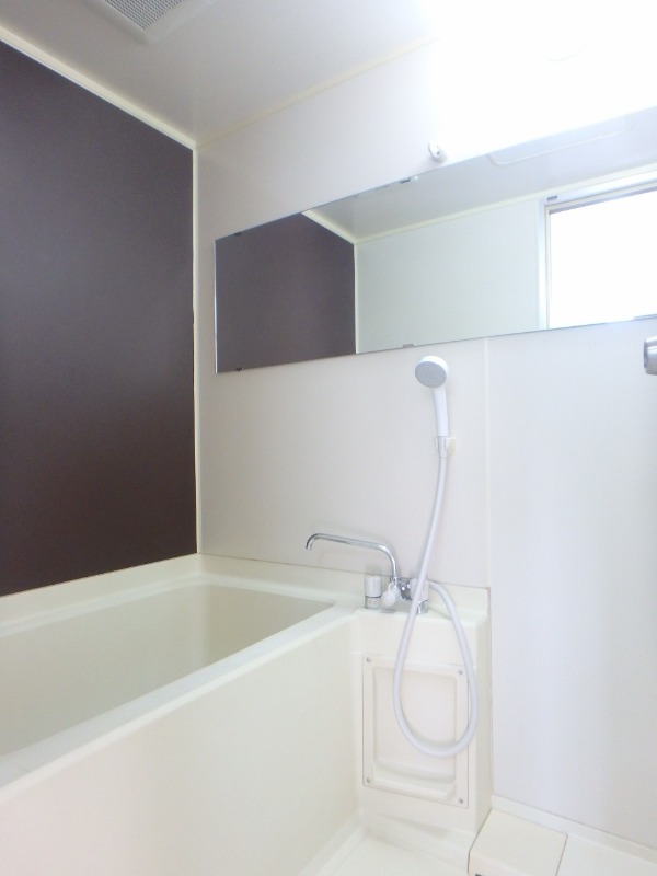 バス・シャワールーム　図面と現状に相違がある場合には現状を優先