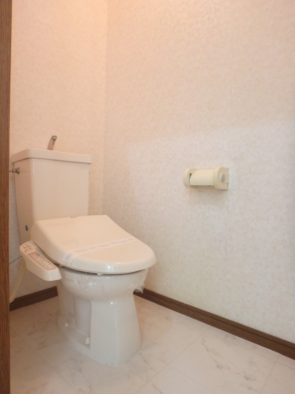 トイレ　図面と現状に相違がある場合には現状を優先