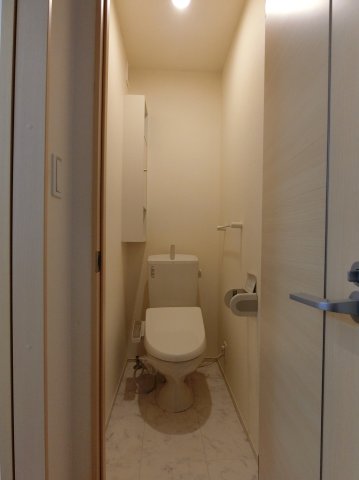 トイレ　104の写真（間取反転タイプ：イメージ）