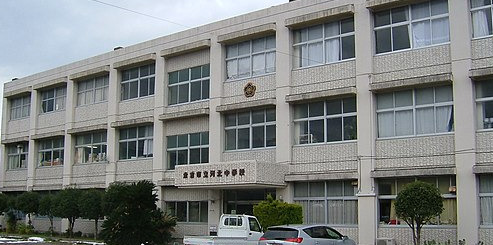 中学校　倉吉市立河北中学校（中学校）まで2069m