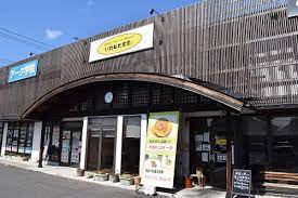 飲食店　いわもと食堂（飲食店）まで356m