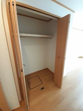 収納　クローゼット