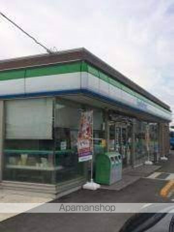コンビニ　ファミリーマート三豊詫間町店（コンビニ）まで800m