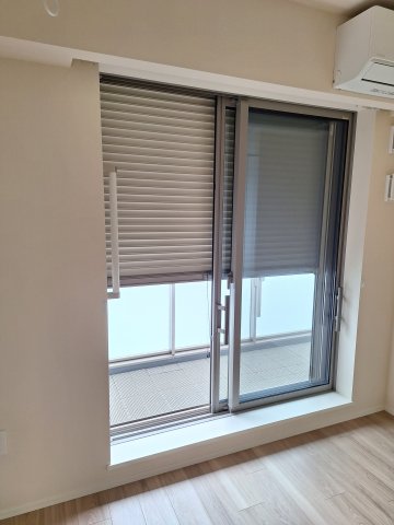 セキュリティ　シャッター付です