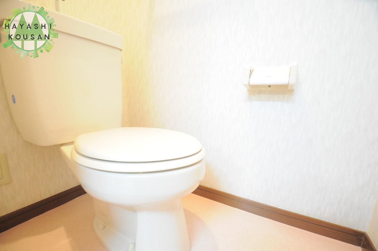 トイレ　温水洗浄便座付きました