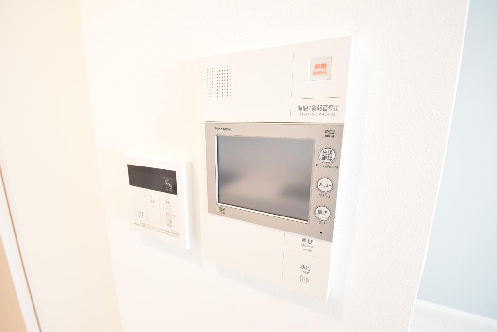 セキュリティ　カメラ付インターホン