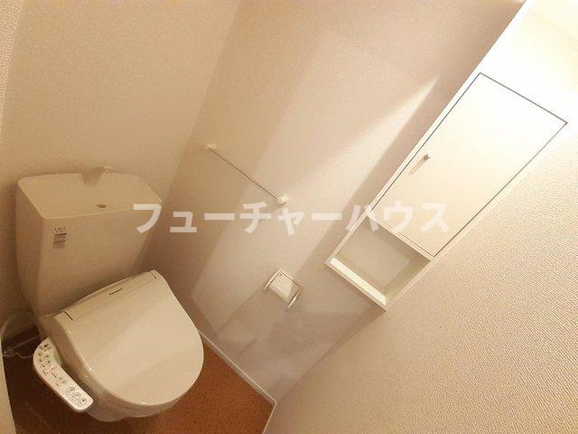 トイレ　トイレもきれいです