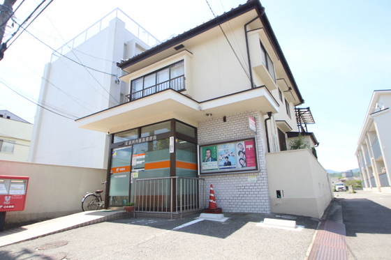 郵便局　広島川内簡易郵便局（郵便局）まで651m