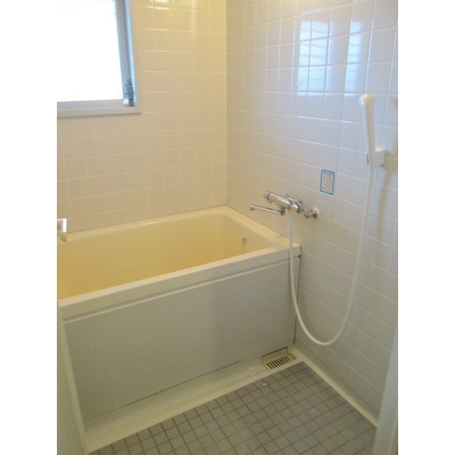 バス・シャワールーム　浴室