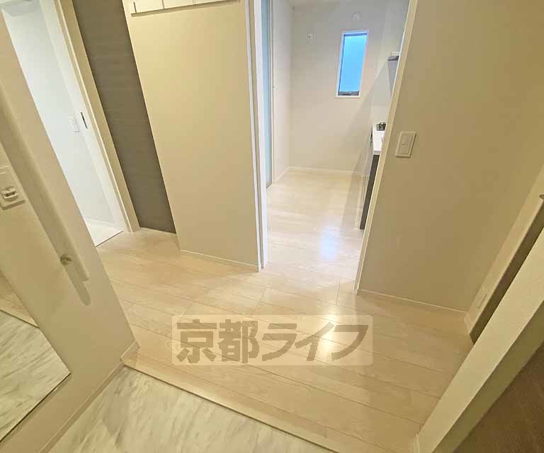 その他部屋・スペース　玄関から見たところです。