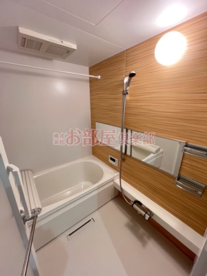 バス・シャワールーム　お風呂で日々の疲れを落としましょう