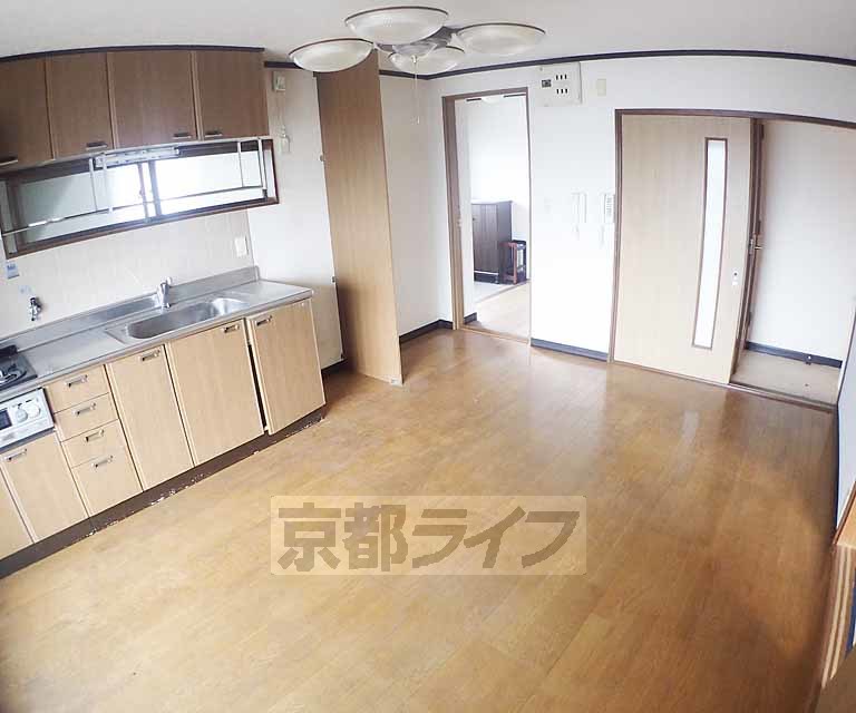 居室・リビング　開放感のあるお部屋です