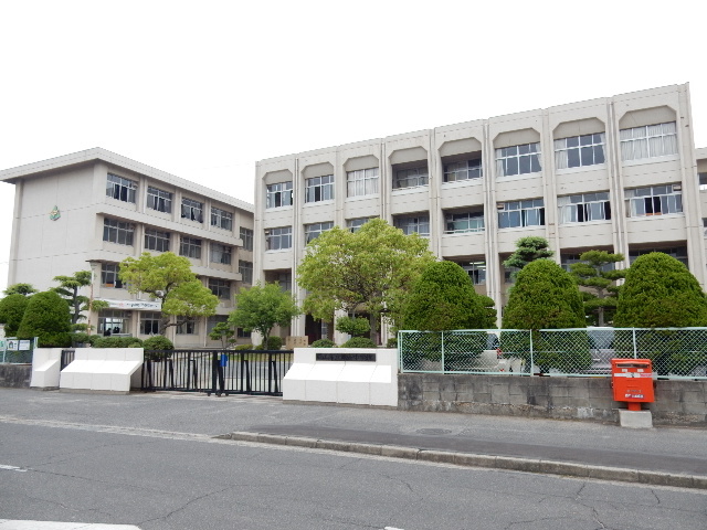 中学校　岡山市立福南中学校（中学校）まで793m