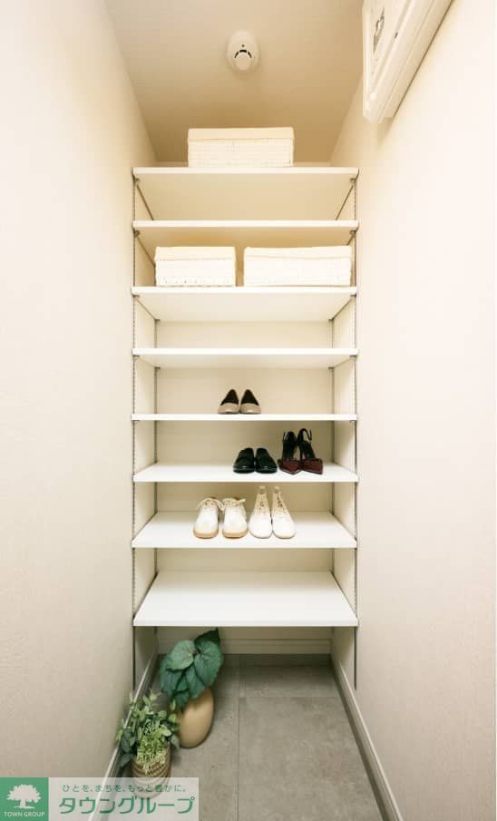 玄関　モデルルーム見学可能