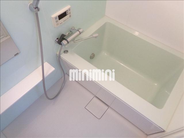 バス・シャワールーム　大改装したお風呂。