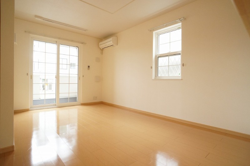 居室・リビング　図面と現状に相違がある場合には現状を優先