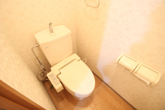 トイレ　※別号室のお写真です