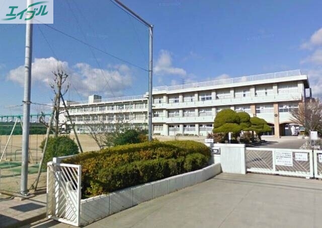 小学校　岡山市立操南小学校（小学校）まで939m