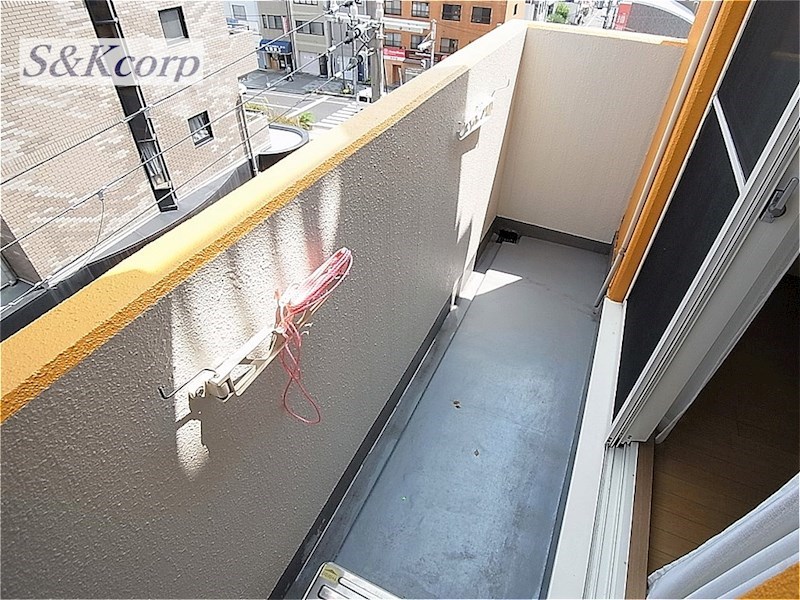 バルコニー　ブロスコート六甲II(ネット無料、ペット相談可、小型犬、猫)