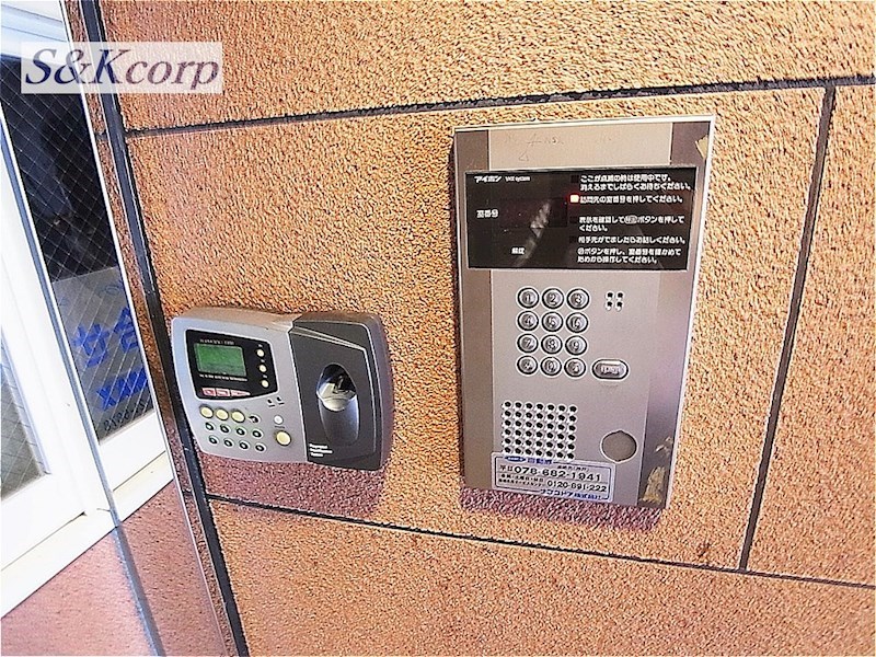 セキュリティ　ブロスコート六甲II(ネット無料、ペット相談可、小型犬、猫)