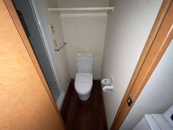 トイレ　※別部屋の写真です