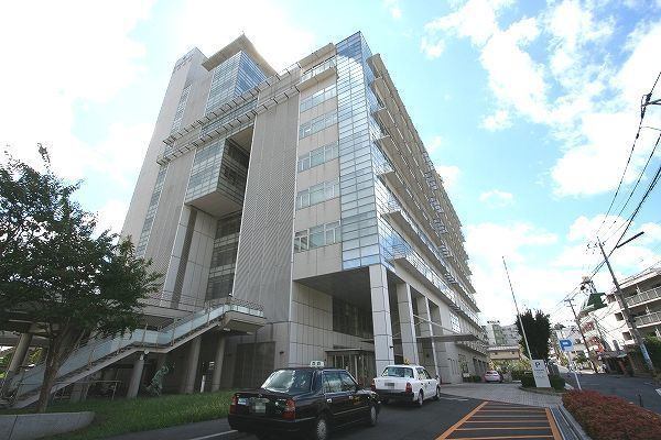 病院　公立大学法人九州歯科大学附属病院（病院）まで514m