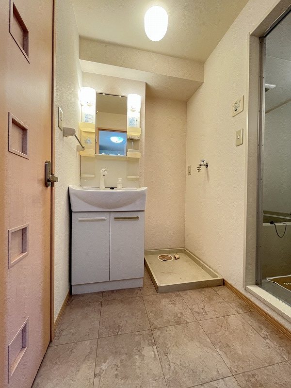 洗面設備　※掲載情報と物件の現況が異なる場合、現況を優先するものとしま