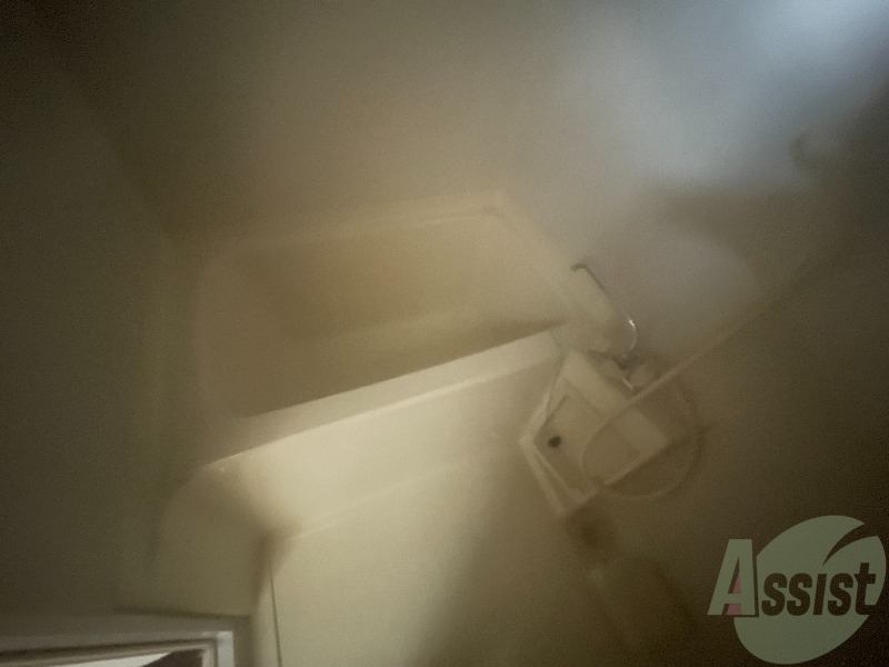 バス・シャワールーム　お風呂です。広いのでゆっくりと浸かることができます。