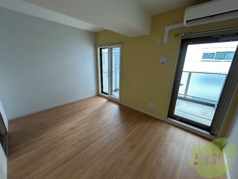 居室・リビング　９帖のリビングです。家具の設置がしやすい形ですね。