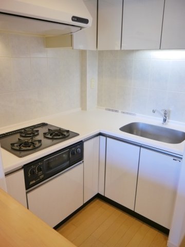 キッチン　※別部屋参考写真