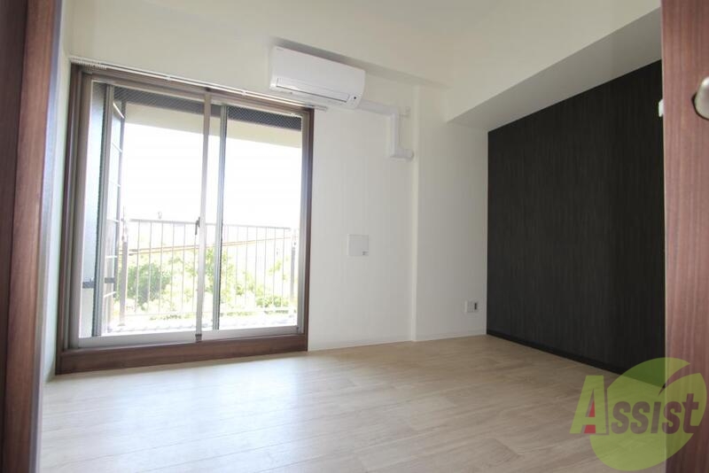 その他部屋・スペース　お昼寝したくなる明るいお部屋です。