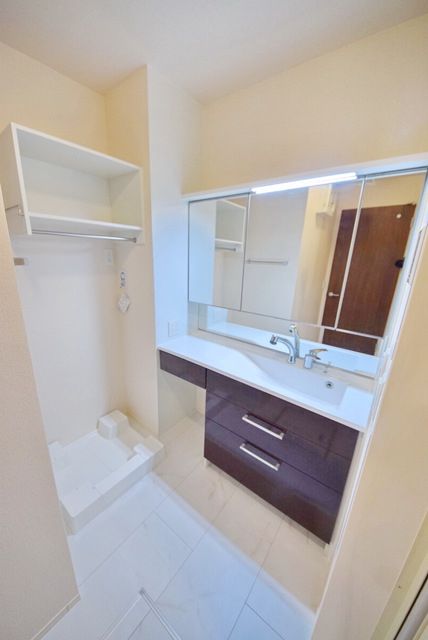 洗面設備　洗髪洗面台