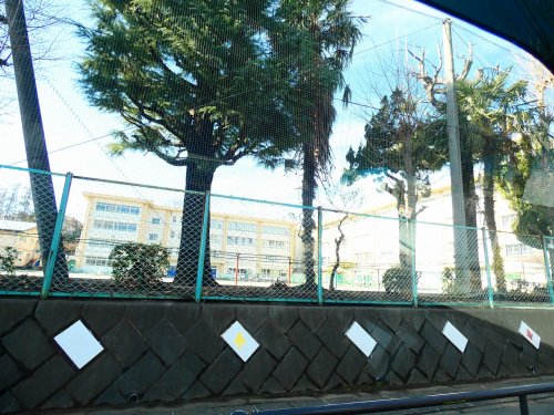 小学校　川崎市立鷺沼小学校（小学校）まで1834m