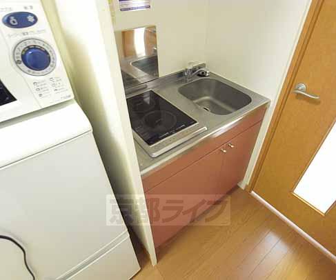 キッチン　ＩＨコンロ付きのキッチンです。