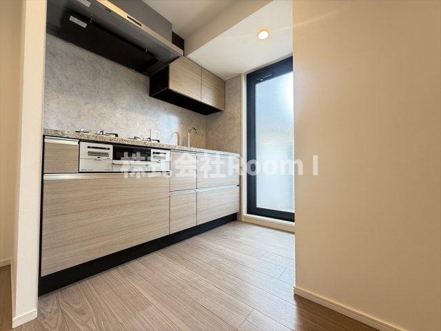 キッチン　コンパクトなキッチンで掃除もラクラク