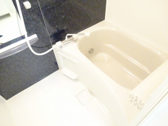 バス・シャワールーム　追い焚き給湯式浴室浴室換気乾燥機付