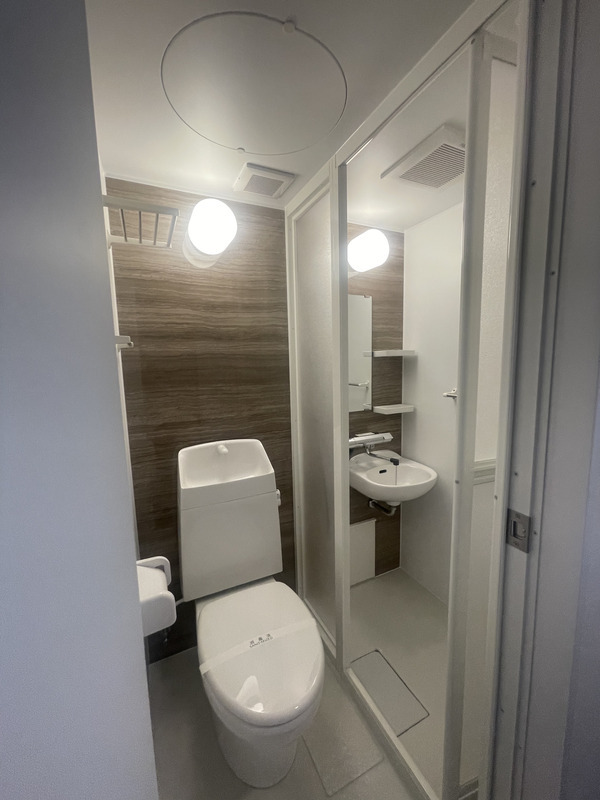 バス・シャワールーム